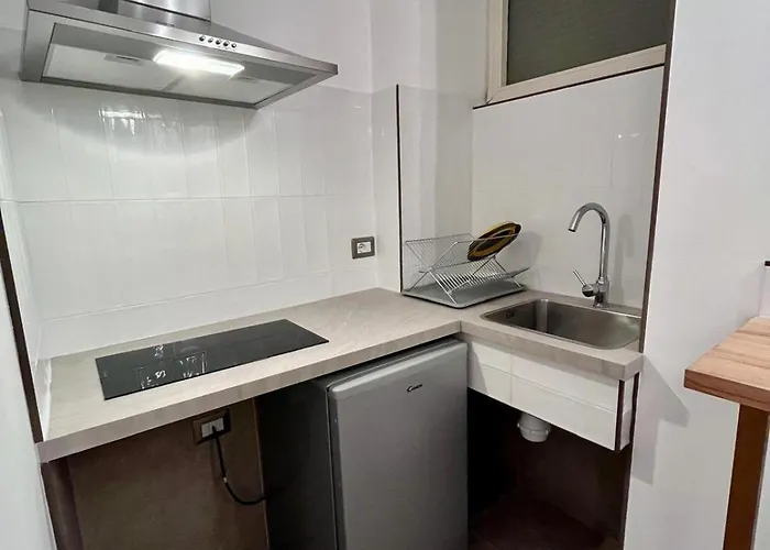 Casa Ada - Rifugio Romantico Per Coppie A 2 Minuti Dal Mare Apartment *
